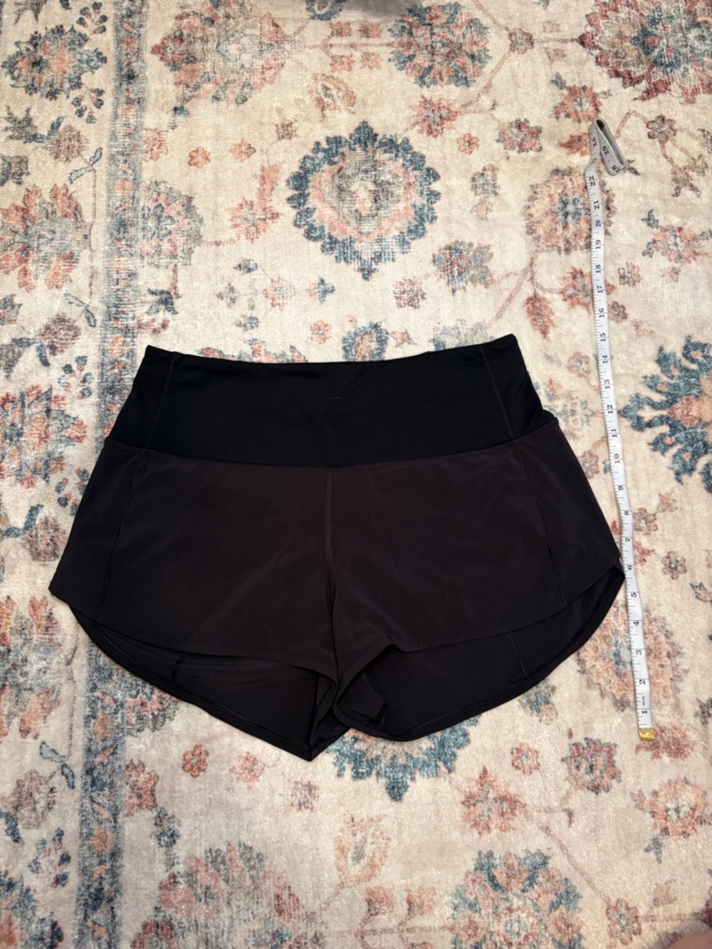 lululemon athletica Speed Up High Rise Short 2.5”- Black
